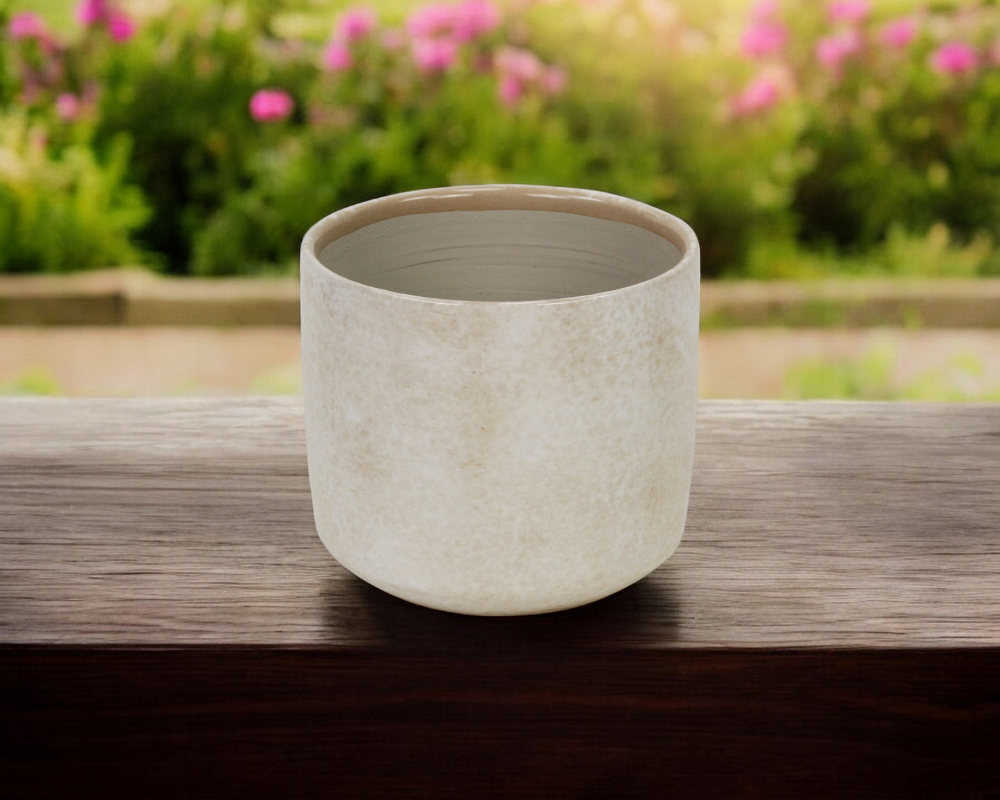 7" White Crackle Glaze Ceramic Indoor Outdoor Round Pot Planter